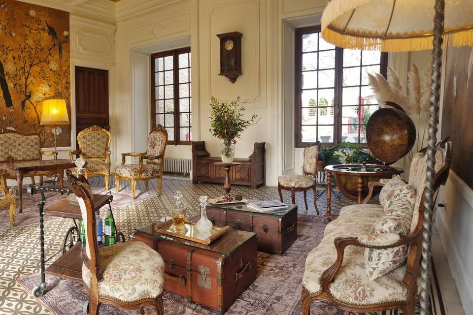 Salon Aile Sud prestigieux