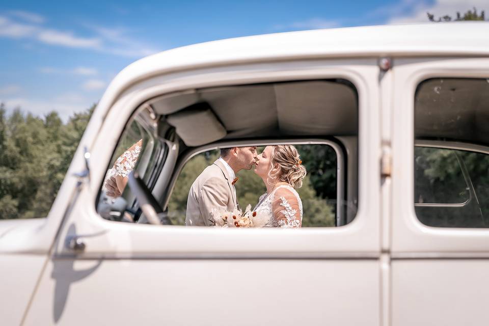 Autour de la voiture
