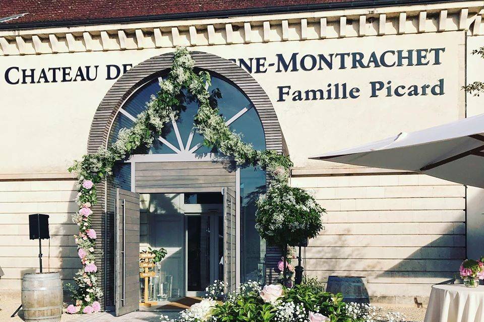 Château de Chassagne-Montrachet - Vérifiez la disponibilité et les prix