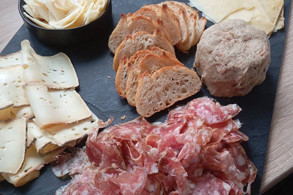 Plateau charcuteries et fromages