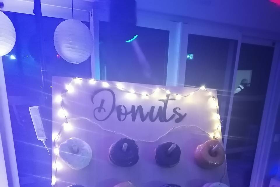 Animation mur à Donuts