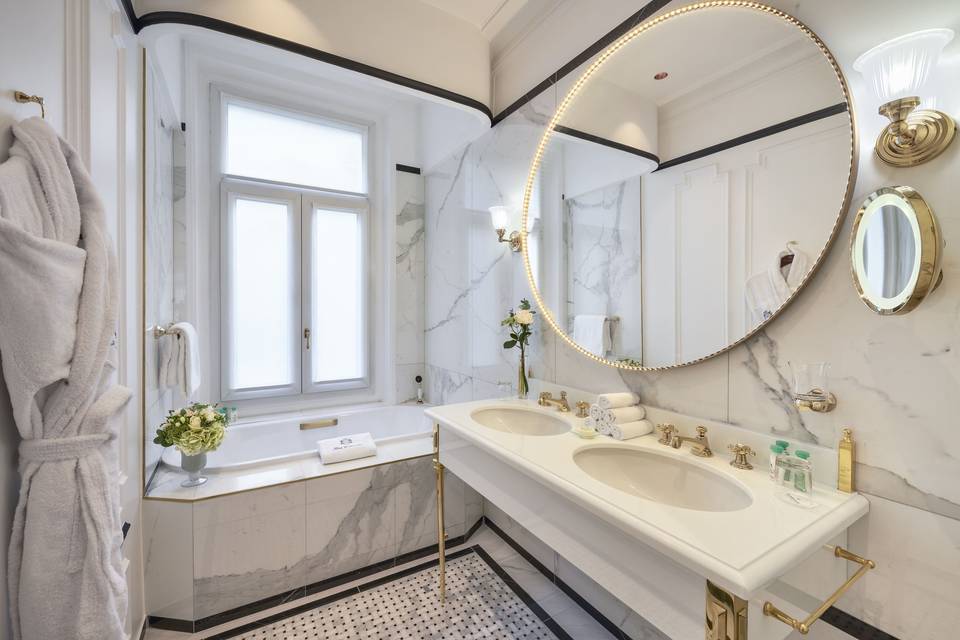 Prestige Suite