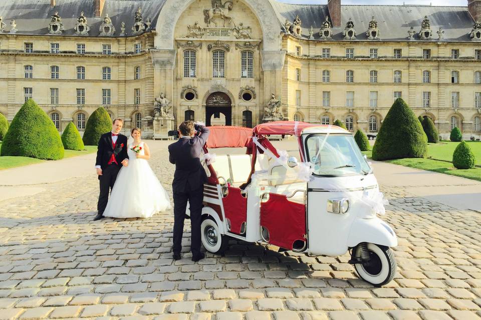 Paris Tuktuk