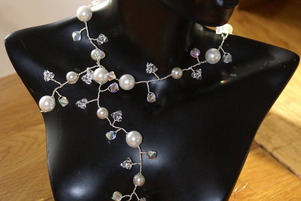 Collier perles et cristal