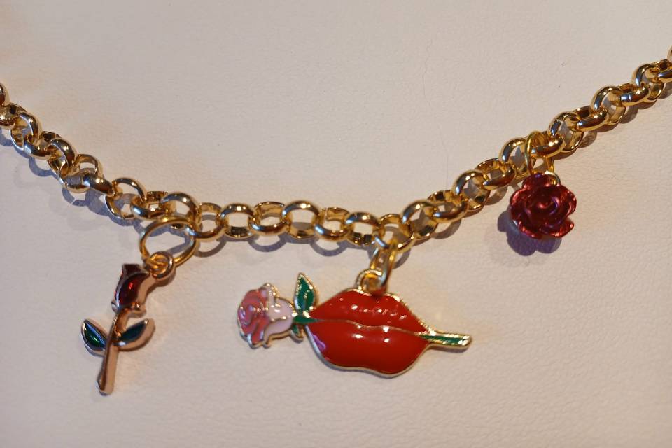 Collier charms