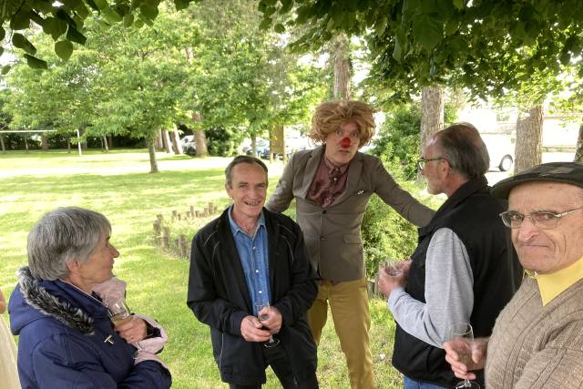 Clowns au mariage de Poitiers
