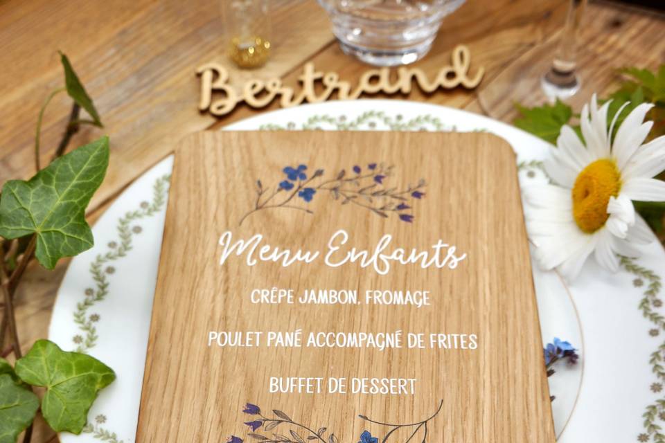 Menu en bois pour menu enfant