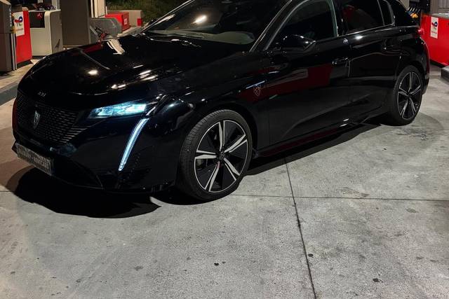 D’Luxury Rent Cars