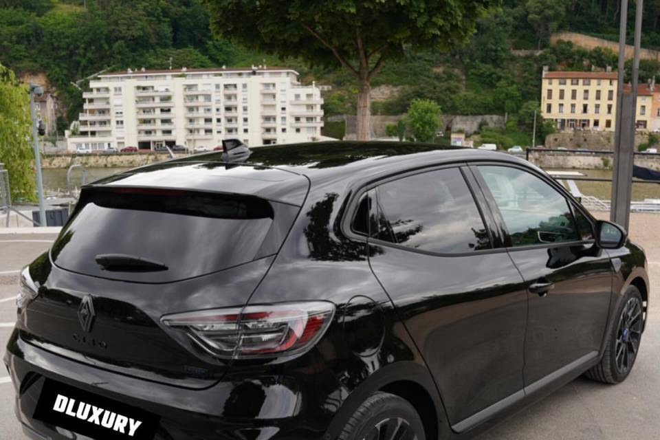 D’Luxury Rent Cars