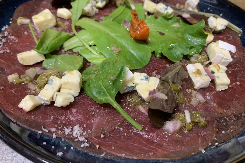 Carpaccio de boeuf au bleue