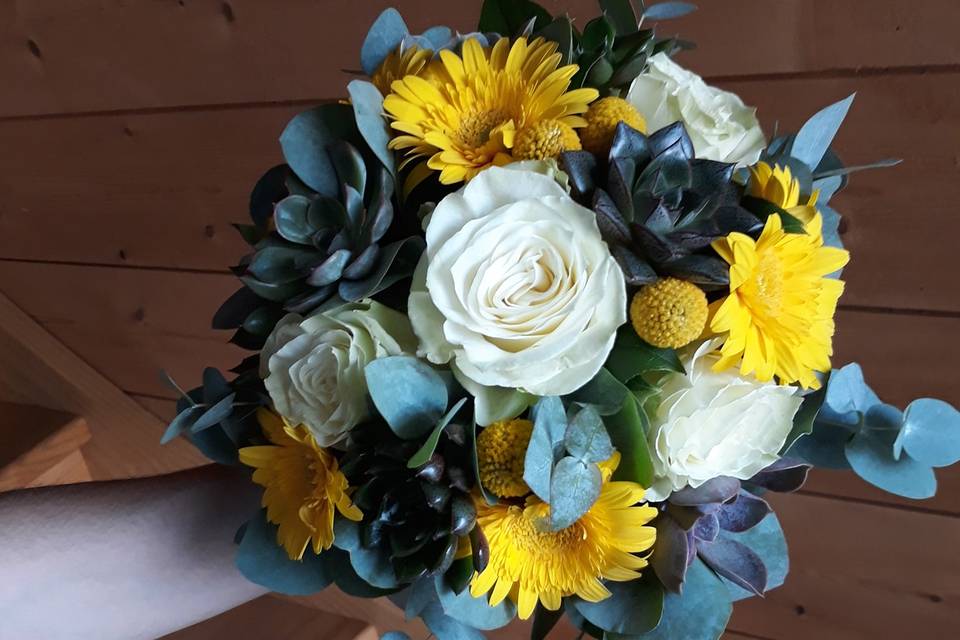 Bouquet avec plantes grasses