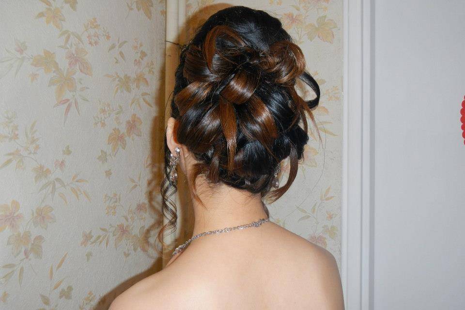 Chignon sur cheveux asiatique