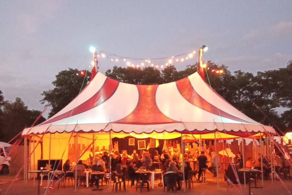 Les Toits de Fêtes