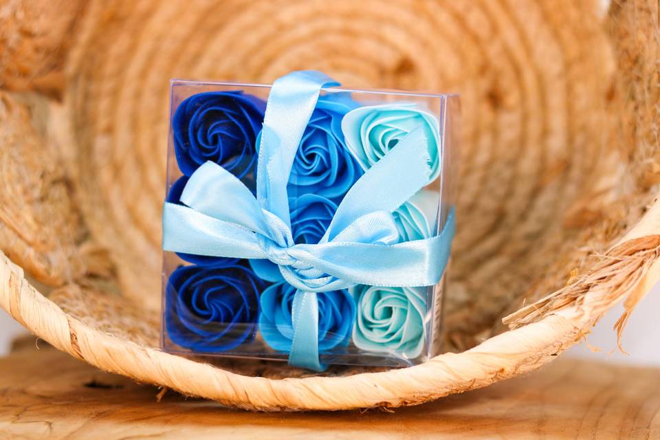 Fleur de savon roses bleues