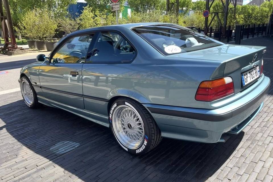 BMW YOUNGTIMER E36