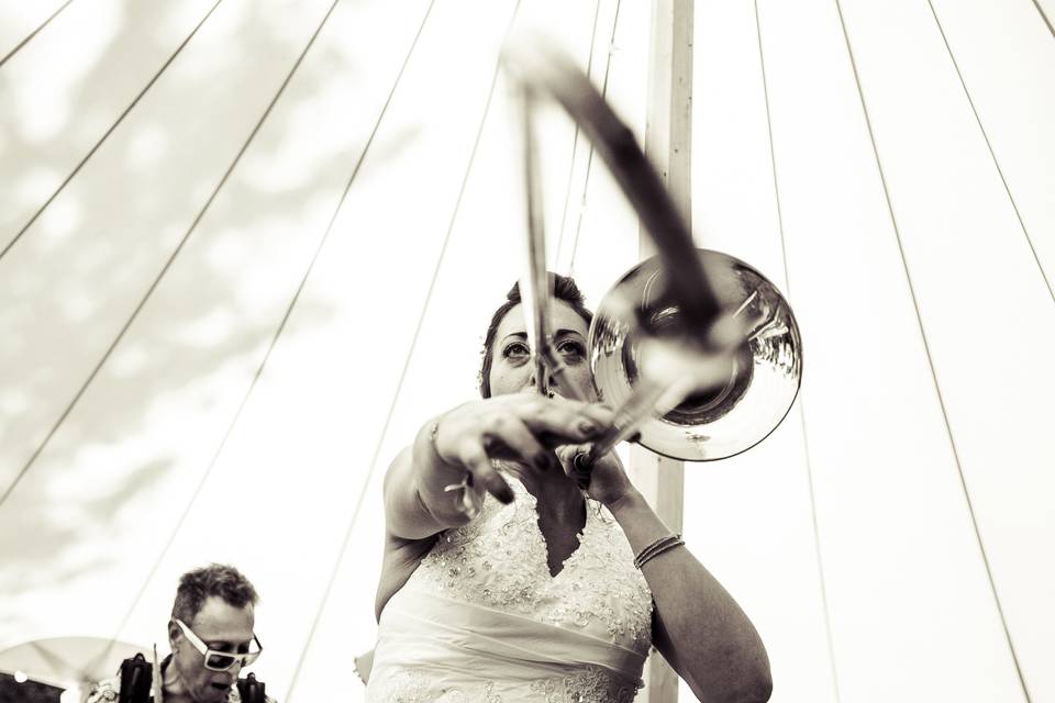 La mariée joue du trombone