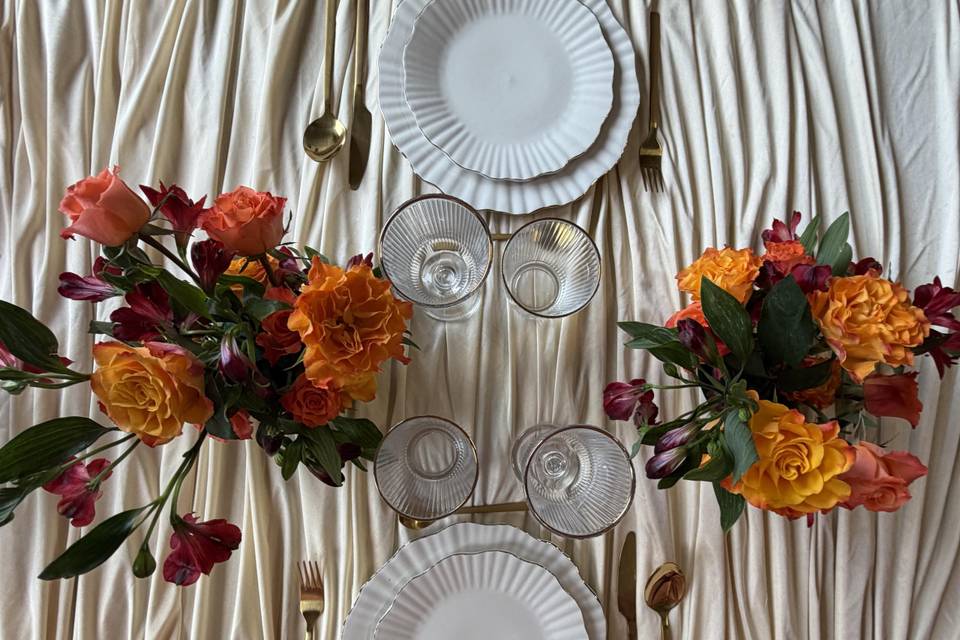 Table drappé colorée