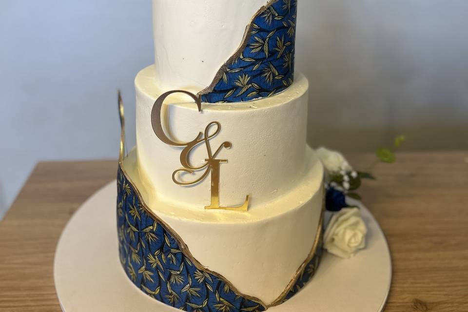 Wedding cake avec tissus afro