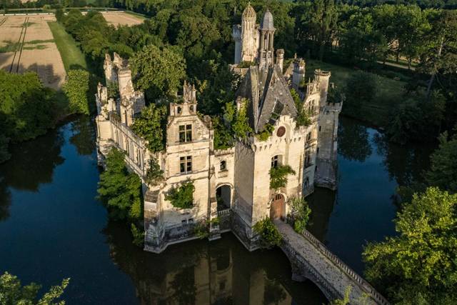 Château de la Mothe Chandeniers