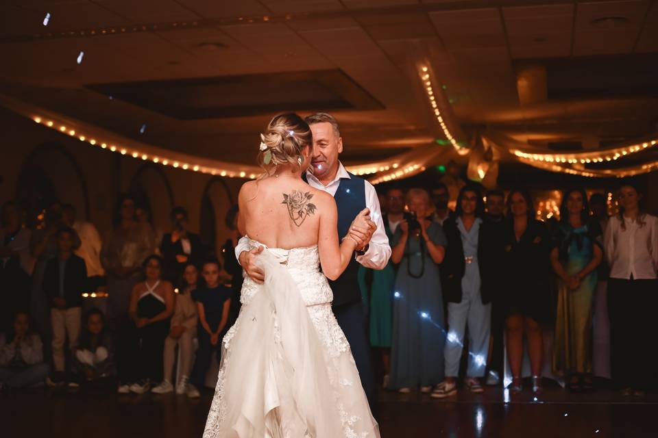 J&H - First dance