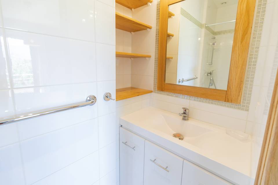 Salle d'eau chambre