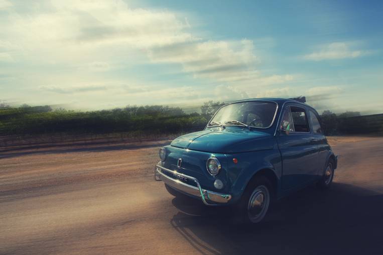 Fiat 500 1969 bleue ciel