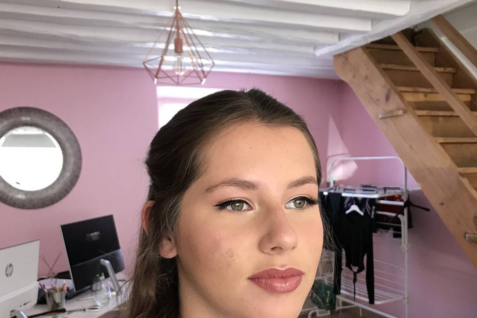 Maquillage invitée