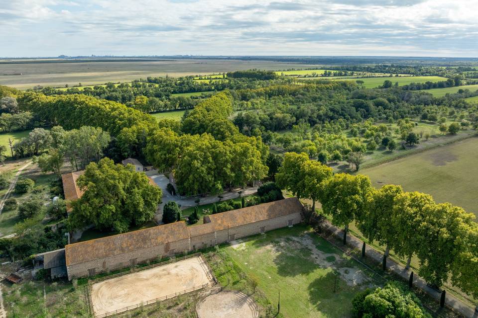 Le château et ses alentours