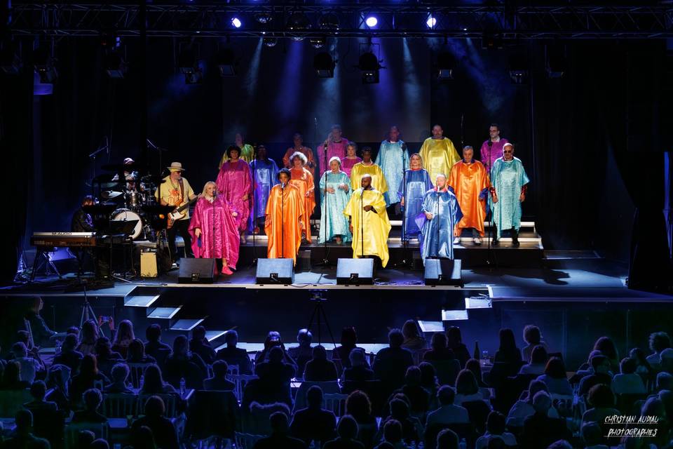 Kathy Boyé & Vocal Colors
