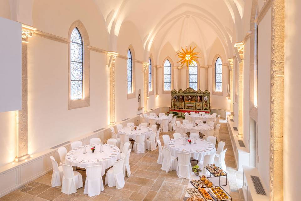La Chapelle dressée en banquet