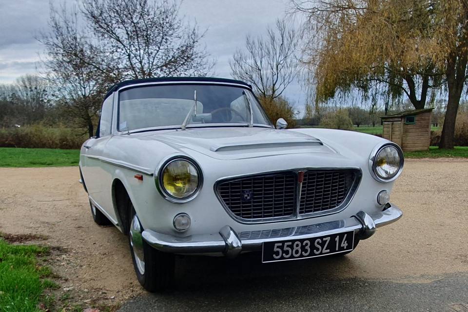 Fiat 1500S face avant