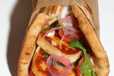 Pita halloumi
