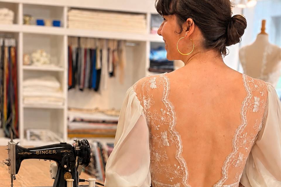 Robe de mariée dos en V