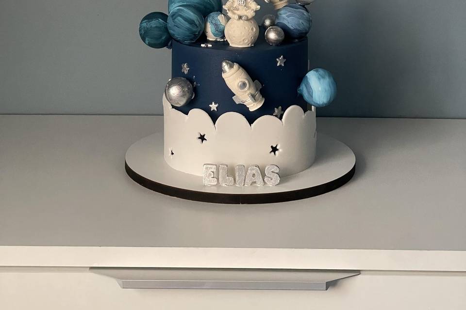 Galaxy cake