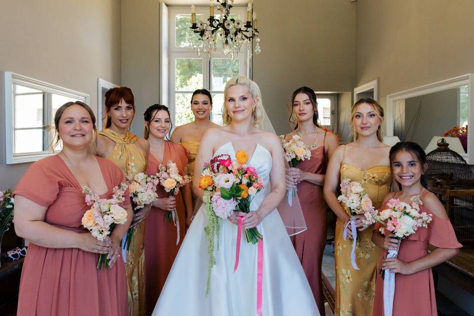 Mariée et demoiselles