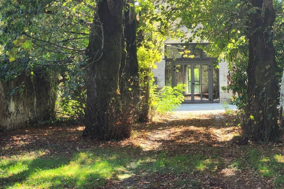 Passage château salle de récep