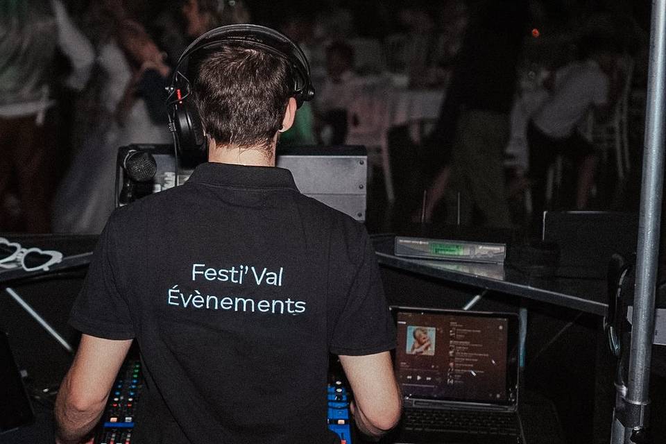 Notre DJ