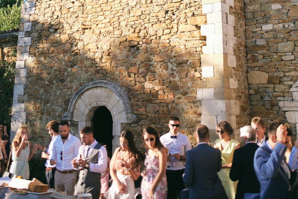 Cérémonie laique dans l'église