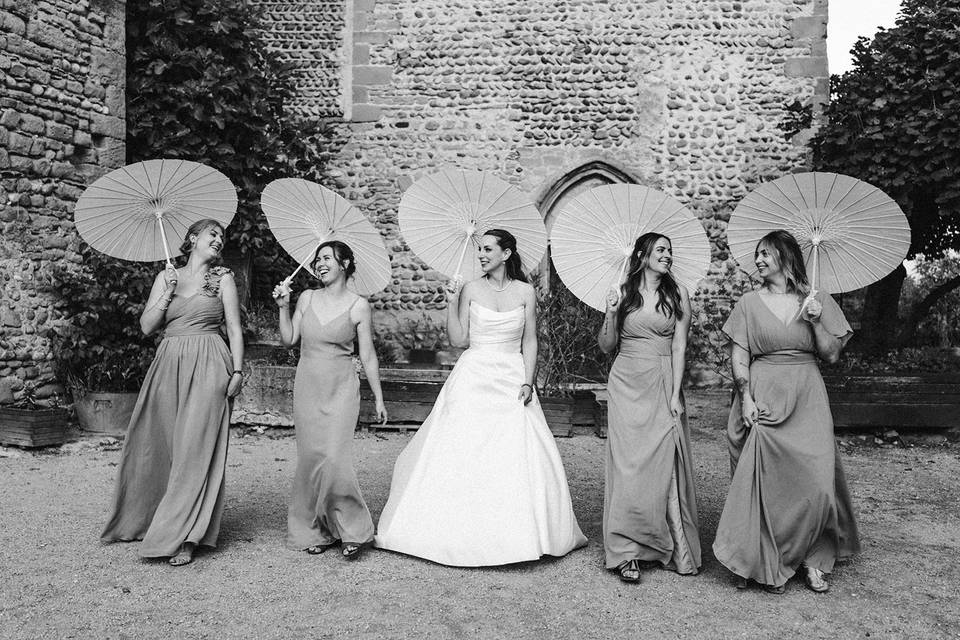 Mariée et témoins