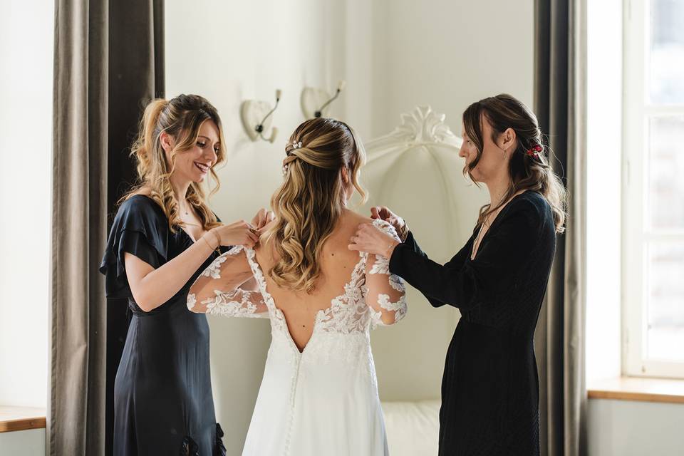 Préparatifs de la mariée