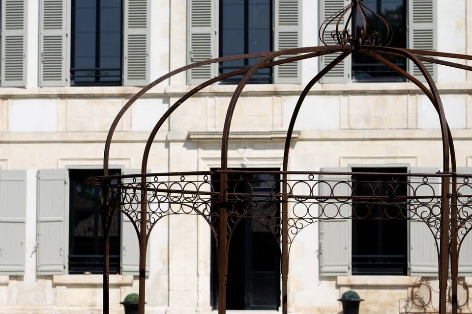 Kiosque cour d’honneur