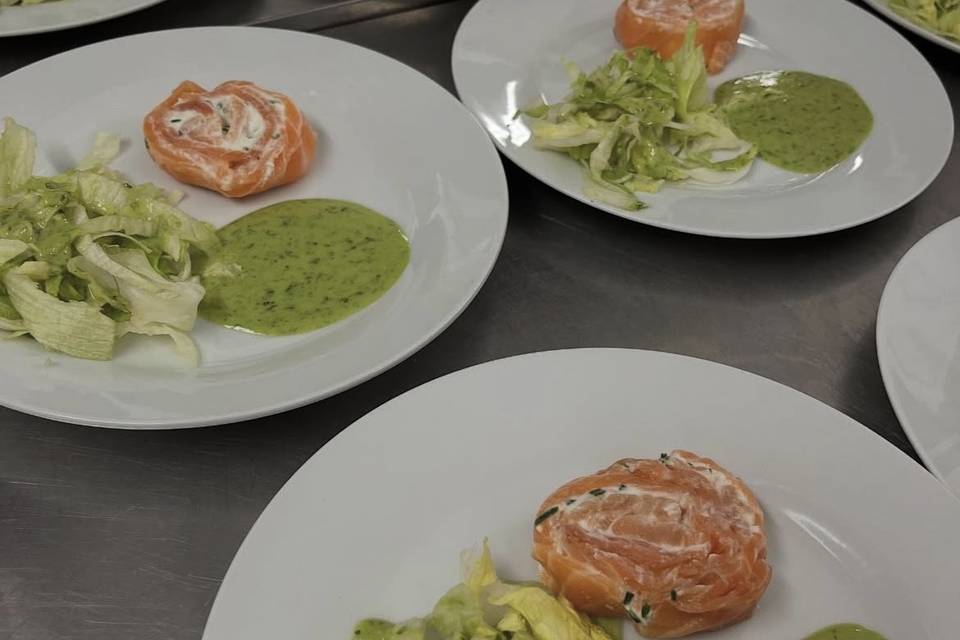 Roulé au saumon et fromage fra