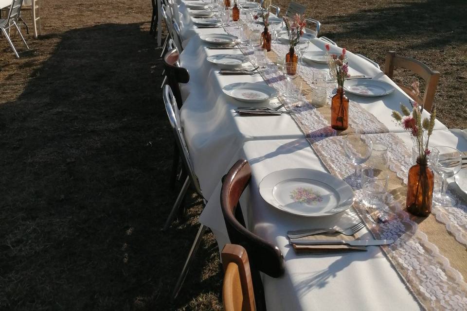 Des tables champêtres