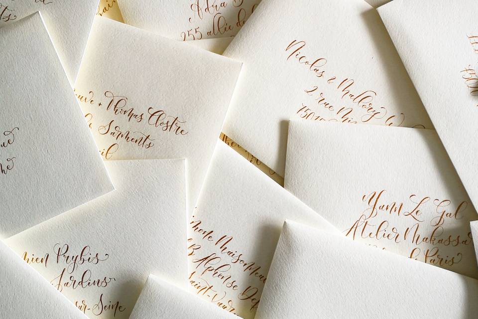Enveloppes calligraphiées