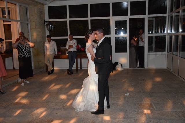 Danse Des Mariés