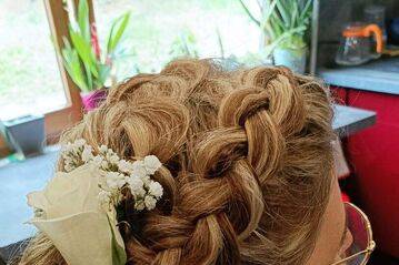 La Coiffure de Mariage by Audrey Bar