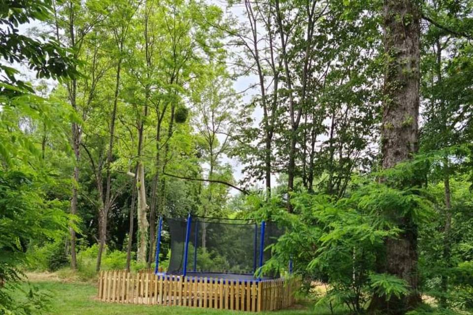 Trampoline gîtes