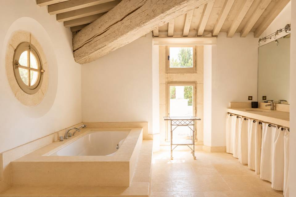 La salle de bain de la suite