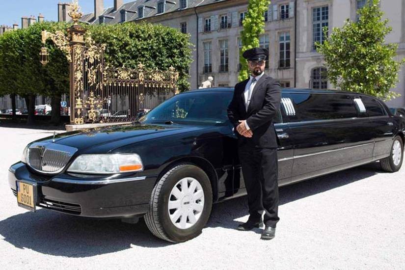 Lincoln Town Car noire