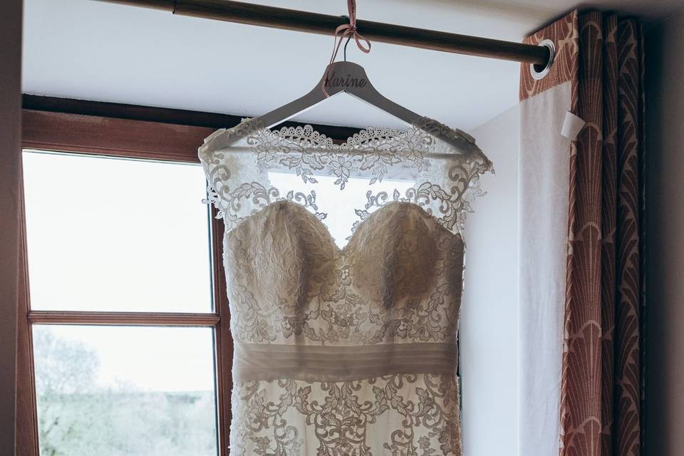 Robe de Mariée  Alembonnière